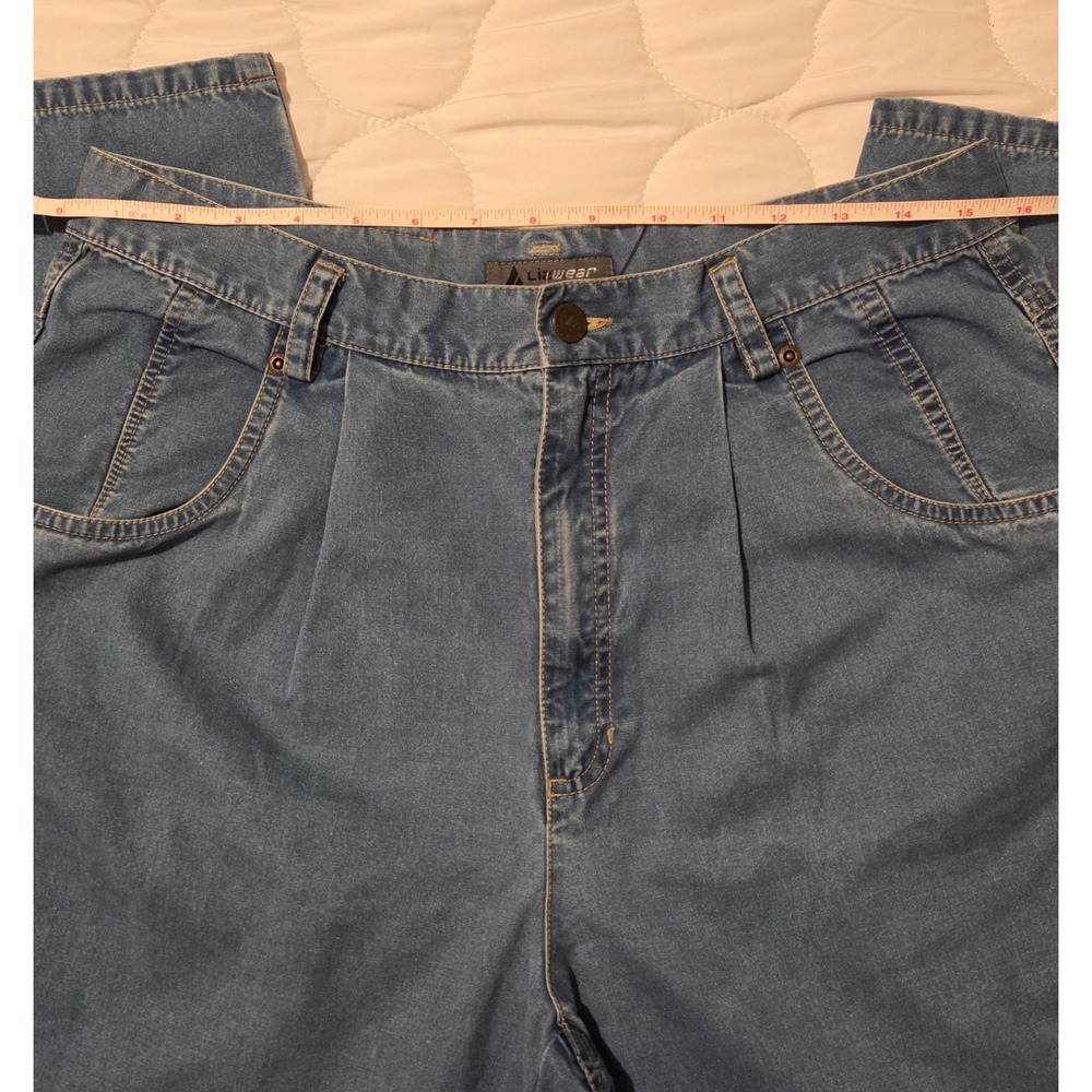 Vintage Lizwear High Waisted Pleated Denim Jeans Medium Wash Size 16 Tapered Leg - Picture 2 of 6
